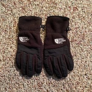 Black north face gloves